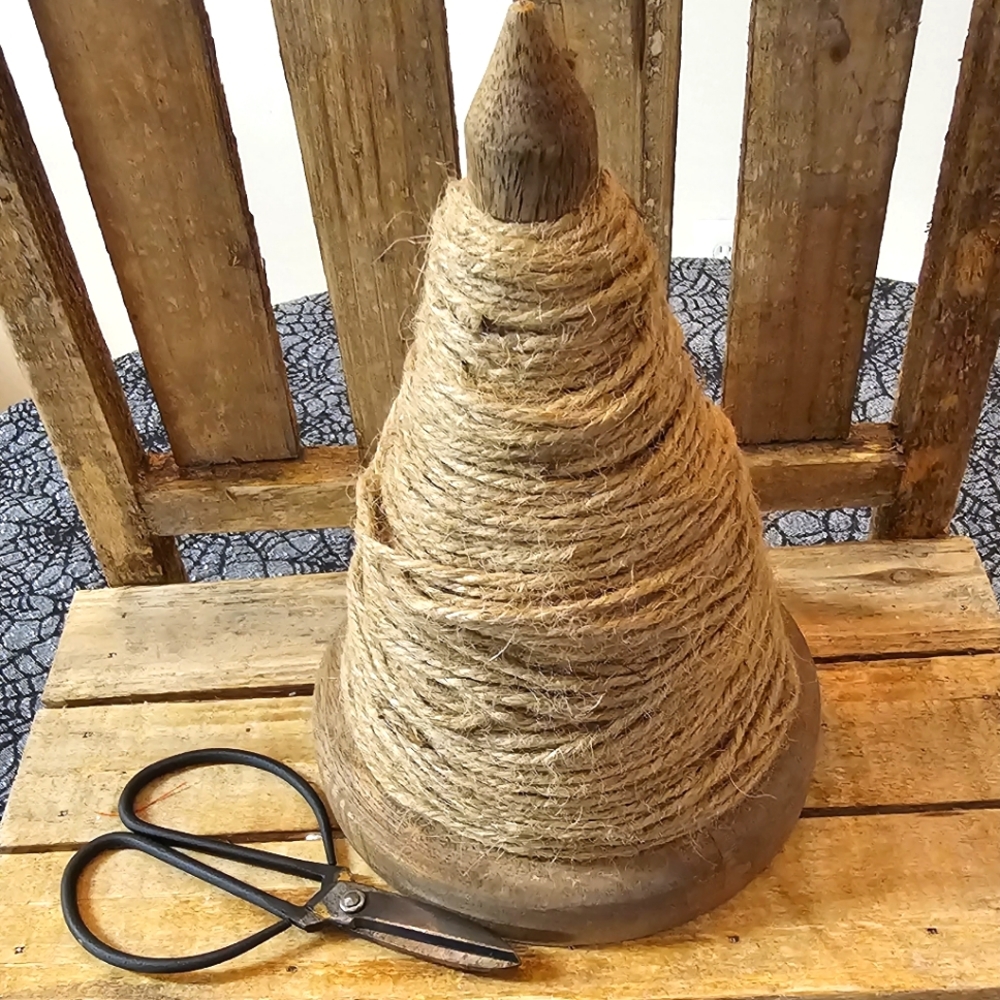 Twine Holder With Scissors